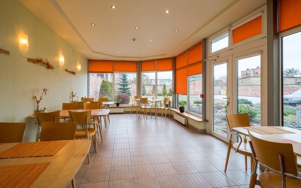 Hotel Linda Liepaja Exterior photo